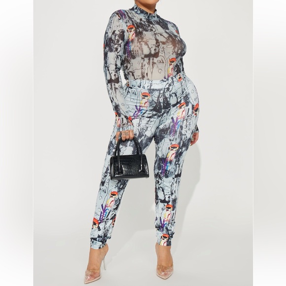 2 pc set 🤍🖤 - Picture 3 of 6